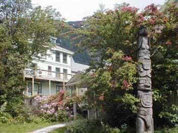 Alaskas Capital Inn Bed & Breakfast