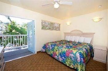 Lighthouse Resort Inn and Suites0