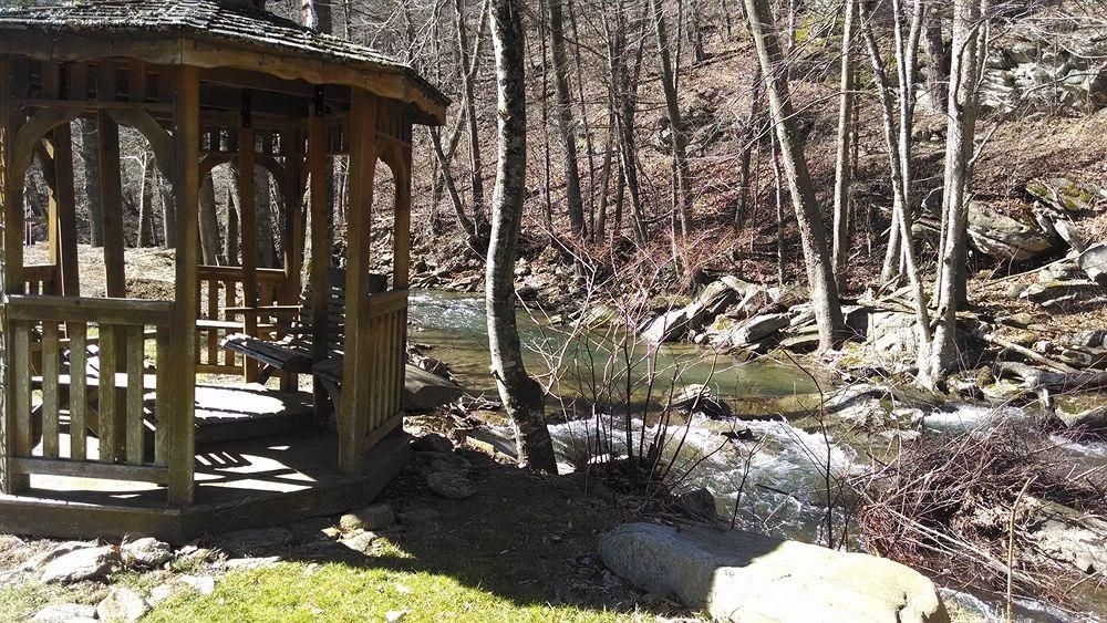 Valle Crucis Farm4
