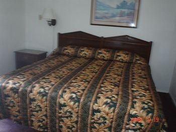 Regency Inn2