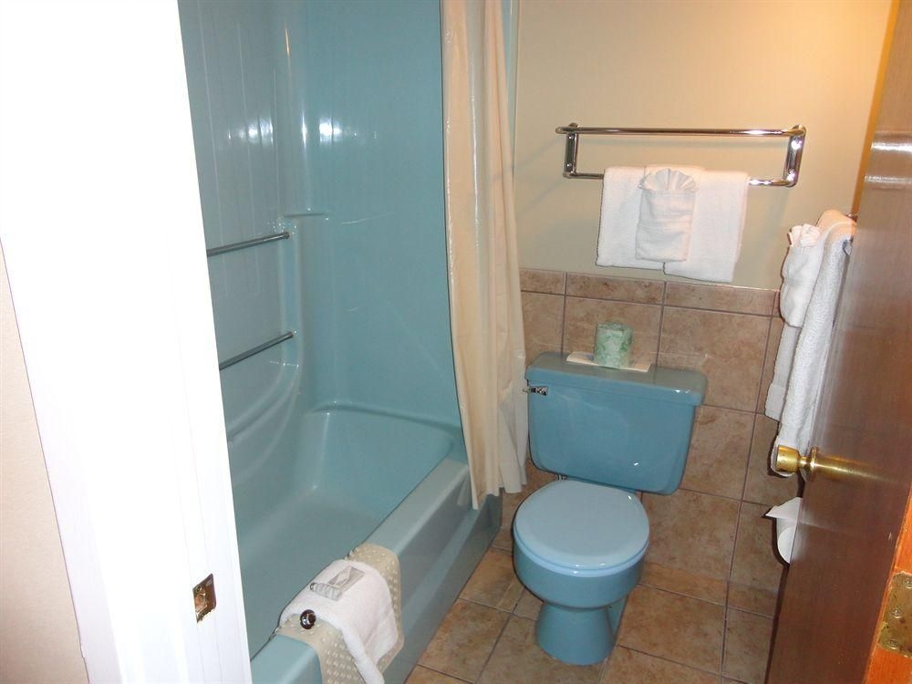 Bangor Motor Inn & Conference Center3