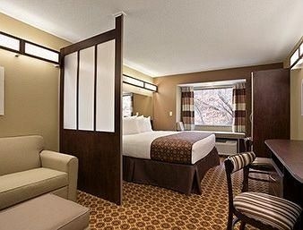 Microtel Inn & Suites by Wyndham Steubenville4