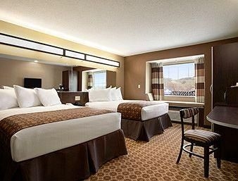 Microtel Inn & Suites by Wyndham Steubenville2