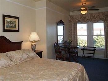 Hotel Catalina2