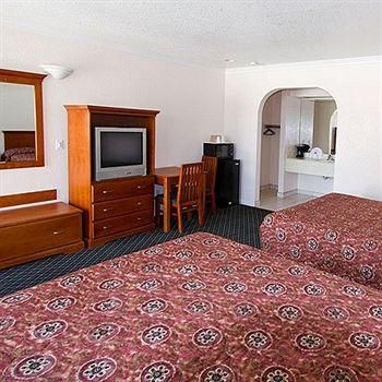 West Coast Motel Santa Ana0