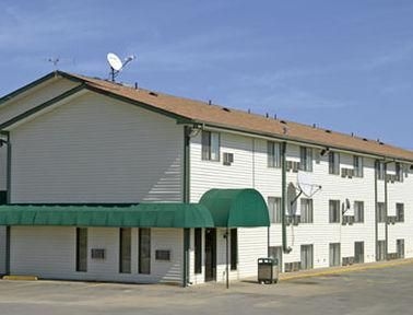 Super 8 Motel0