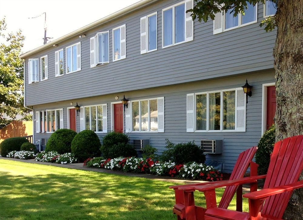 Red Horse Inn3