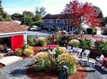 Red Horse Inn4