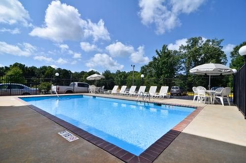 Best Western Ridgeland Inn0