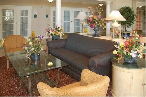 La Quinta George Bush Airport1