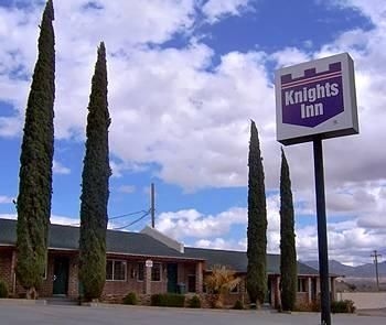 Knights Inn Kingman2
