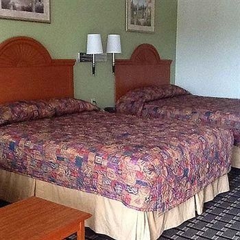 WINDSOR INN SUITES TYLER1