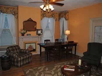 Meadows Inn Bed & Breakfast