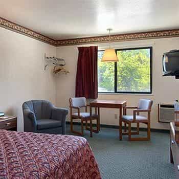 Fairbridge Inn Express at Windsor Oaks