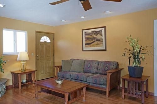 AMERICAS BEST VALUE INN4