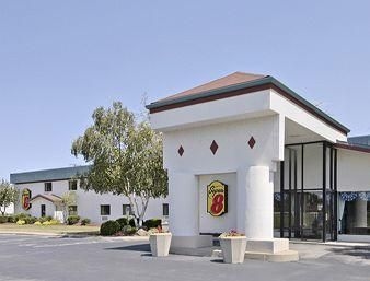 Super 8 Motel - Cleveland/N. Ridgeville2