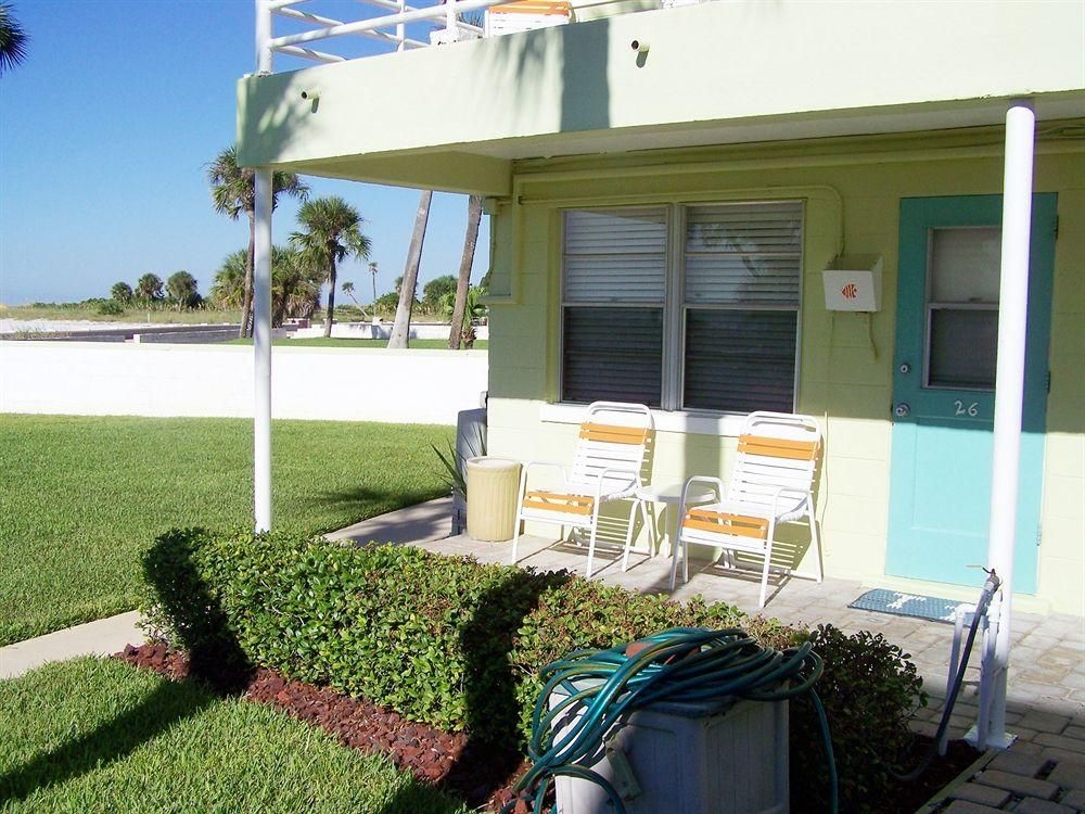 Tropic Terrace1