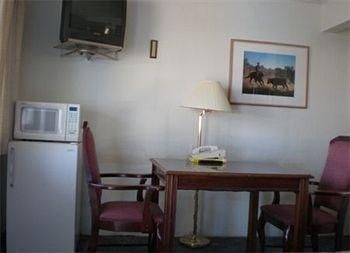 Quail Run Motor Inn2