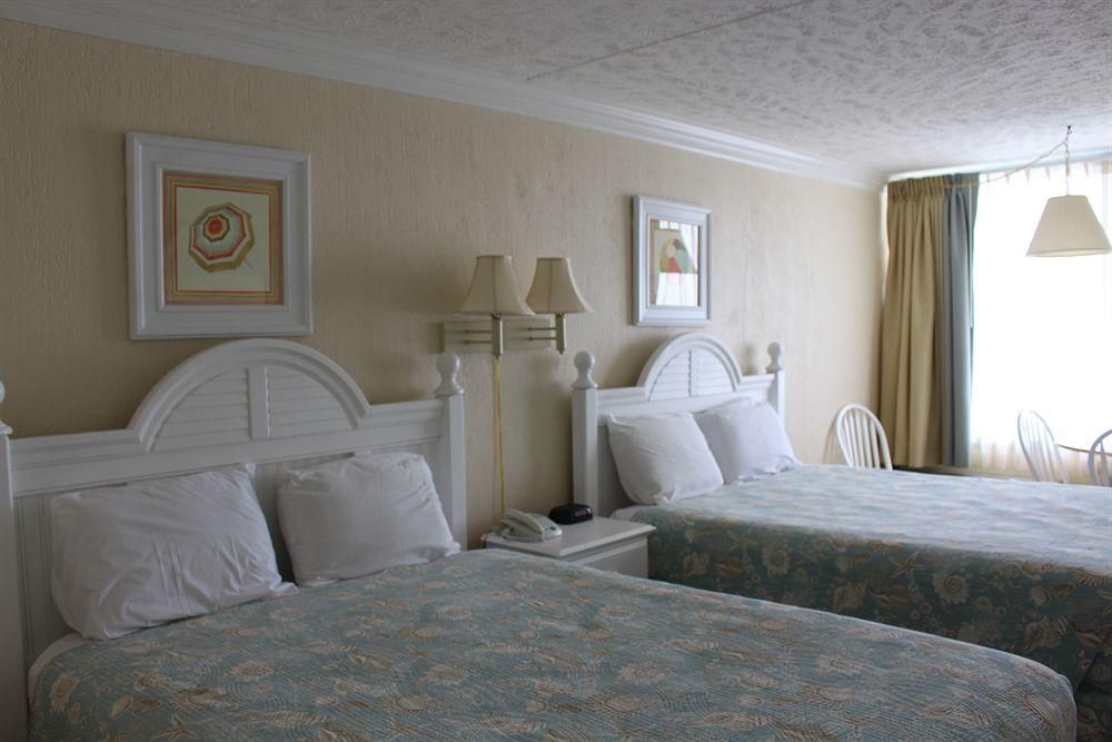 The Waves Hotel at Myrtle Beach4