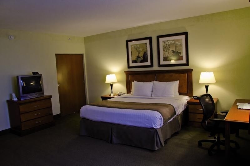 Best Western Plus Miami Airport West Inn and Suites1