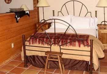 The Maverick Inn