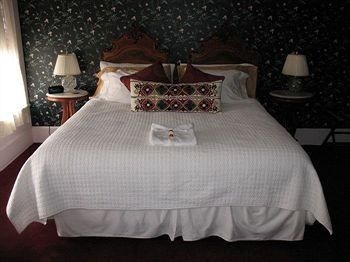 Palace Hotel & Bath House0