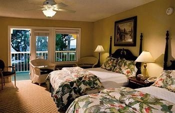 The Beachview Club2