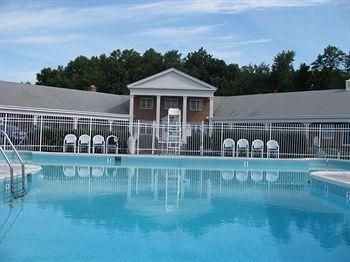 Governor House Inn2
