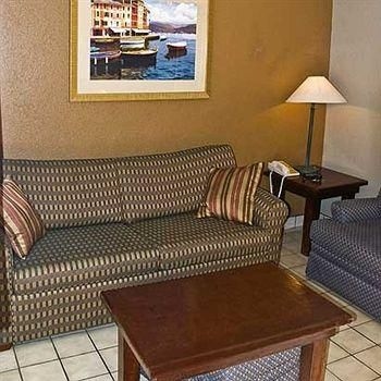 WindWater Magnuson Hotel1