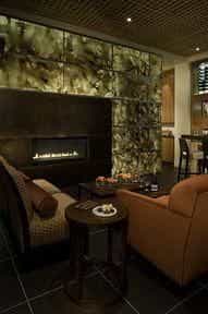 Woodmark Hotel, Yacht Club & Spa