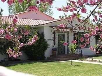 Casa Blanca Inn2