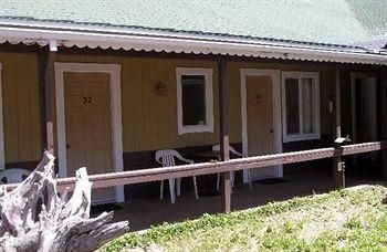 White Chief Mountain Lodge2