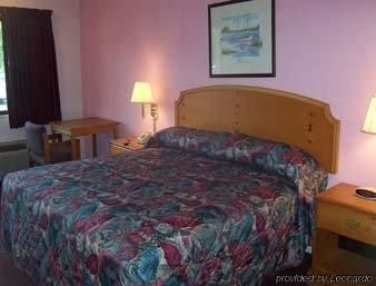 Days Inn Summerton3