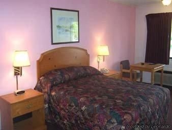 Days Inn Summerton2