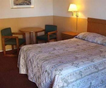 Century Inn1