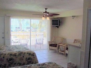 The Beacon Beachfront Bed and Breakfast2