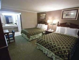 Days Inn Stockton1