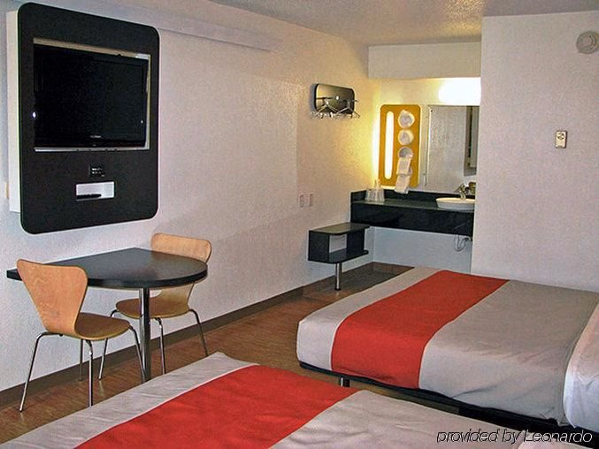 Motel 6 Columbus - Worthington1