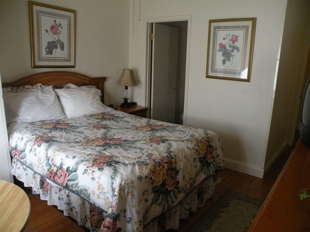 1876 Heritage Inn4