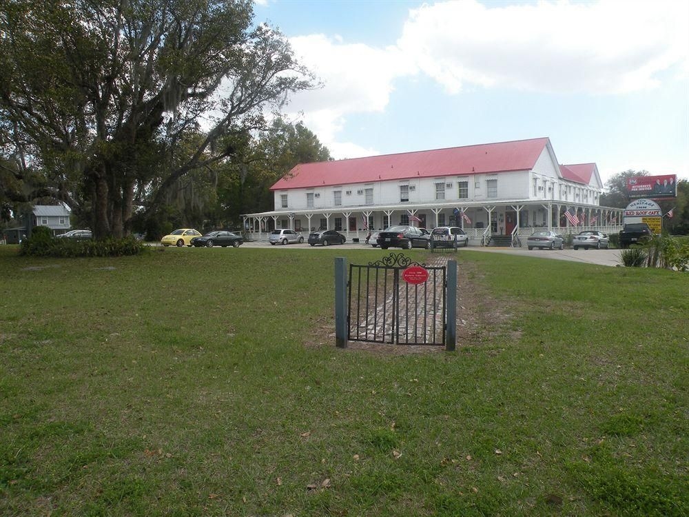1876 Heritage Inn3