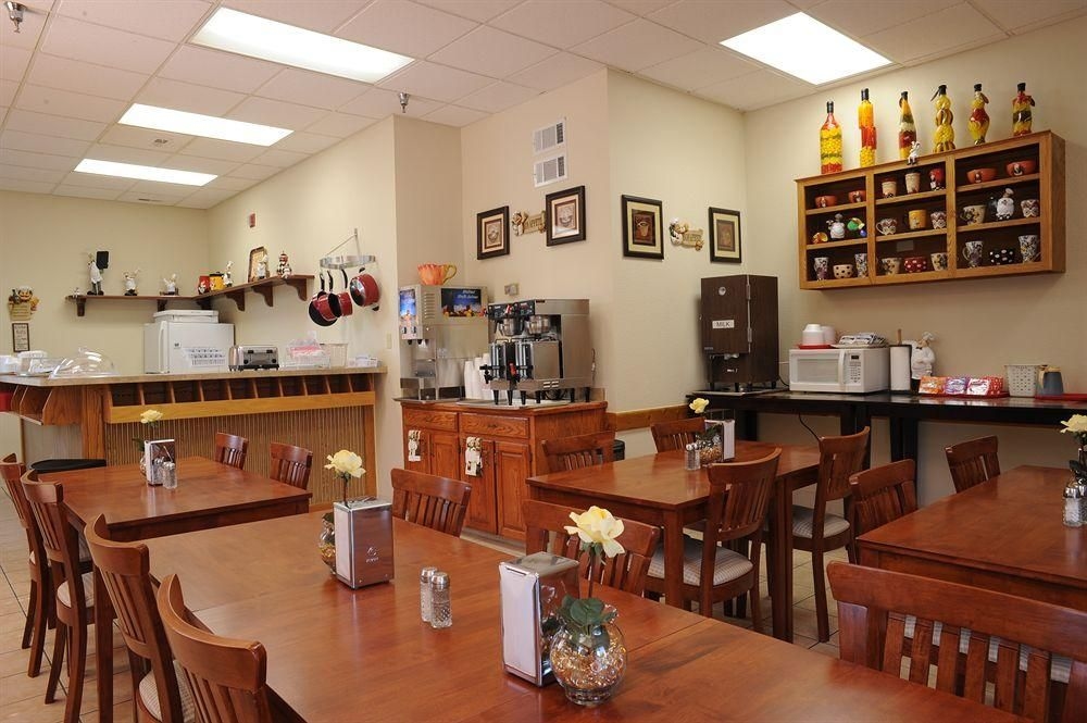 BRANSON YELLOW ROSE INN SUITES2