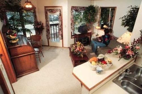 PEARSONS POND INN AND SPA2