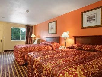 Thunderbird Motel1