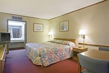 AMERICAS BEST VALUE INN0