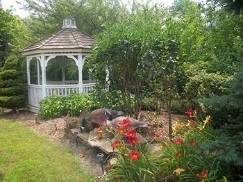 The Belsar Inn Bed and Breakfast2