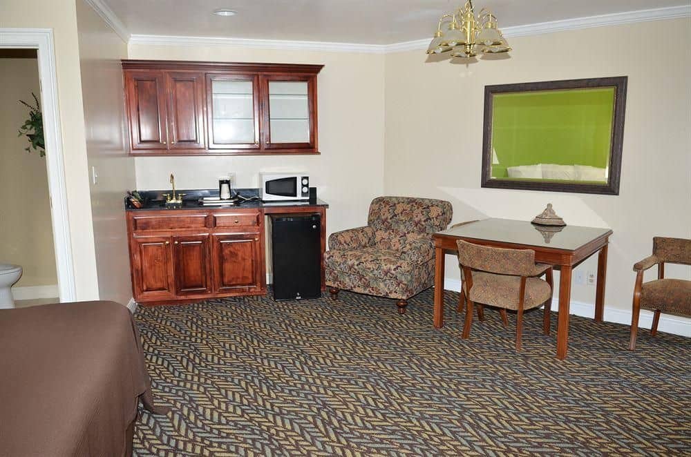 Winton Inn & Suites Winton Inn & Suites