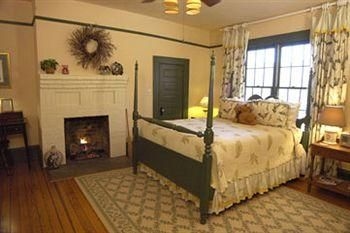 Beechwood Inn - Bed Breakfast and Wine Cellar1