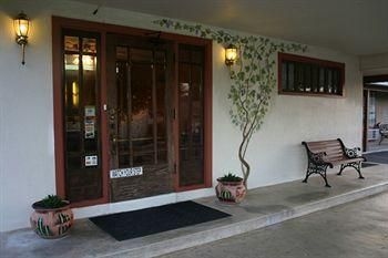 Sunset Inn and Suites0