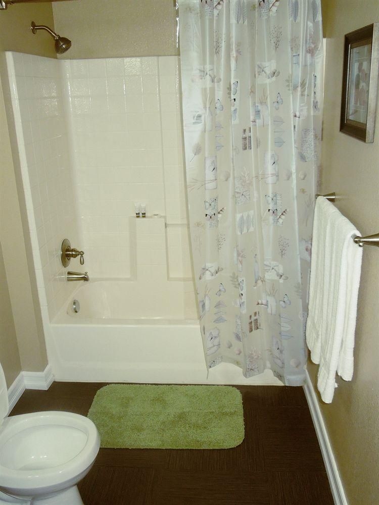 Sunshine Suites at Little Italy1