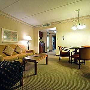 Brookfield Suites Hotel3